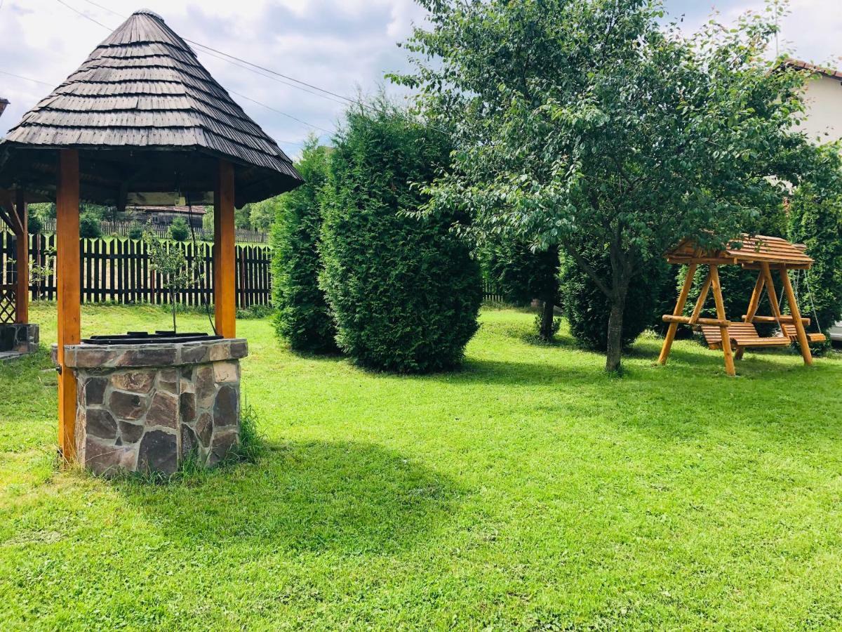 Homy Family House Villa Bran  Buitenkant foto